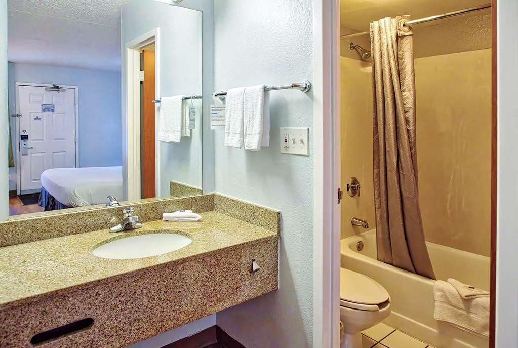 Motel 6-Buffalo, Ny - Airport - Williamsville Room photo