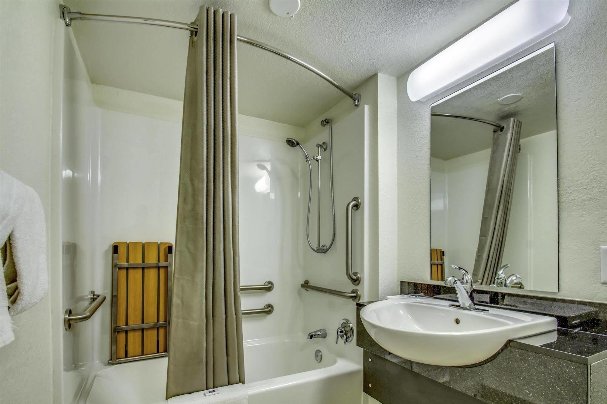 Motel 6-Buffalo, Ny - Airport - Williamsville Exterior photo